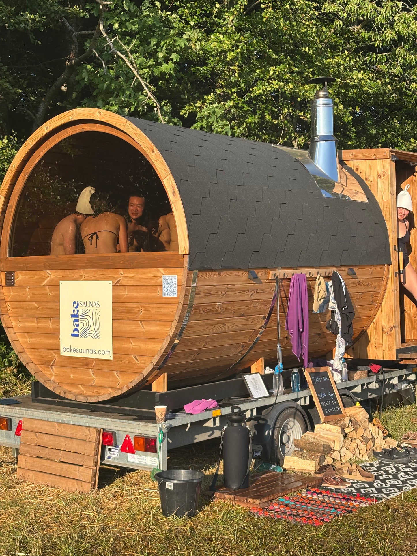 MOBILE PRIVATE SAUNA AND COLD PLUNGE HIRE